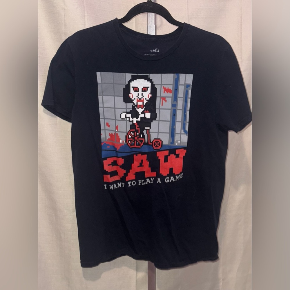 Saw 8-Bit Video Game Black Graphic T-Shirt size M